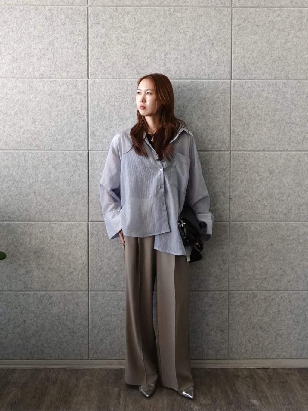 mitsukiさんの「INDIVI｜Comfy SET UP｜イージーストレートワイドパンツ【セットアップ対応／通勤/カセット服】」を使ったコーディネート