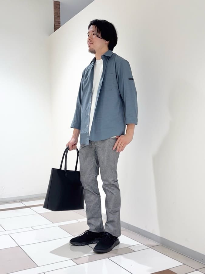 及川さんの「TAKEO KIKUCHI｜【COOL CITY WEAR】DotAir（R）サッカー シャツ」を使ったコーディネート