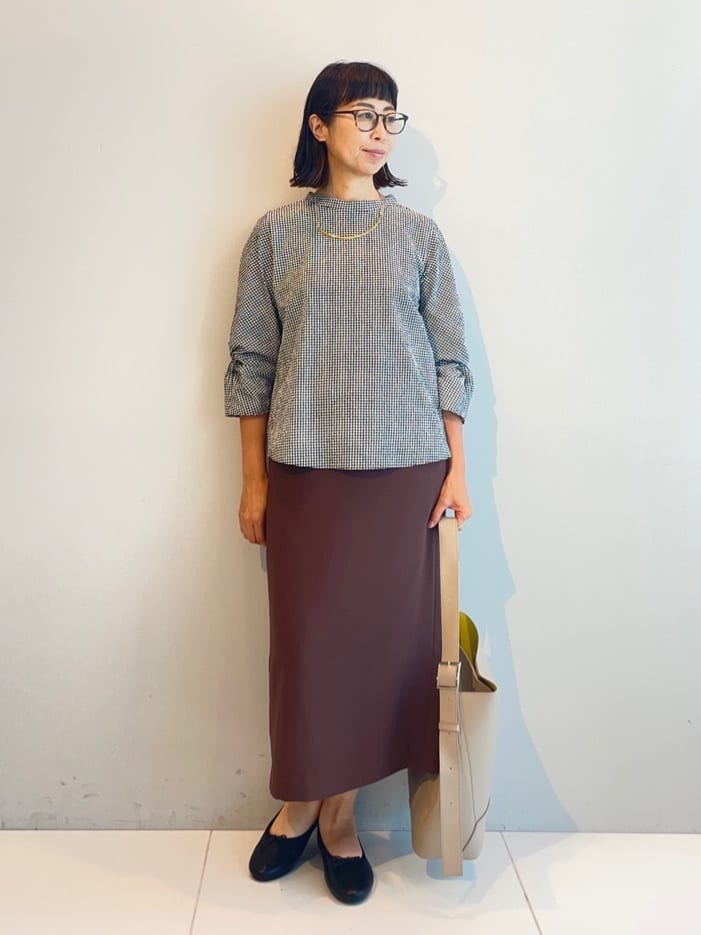 murayamaさんの「INDIVI｜【洗える／UVケア／吸汗速乾】ジョーゼットナロースカート」を使ったコーディネート