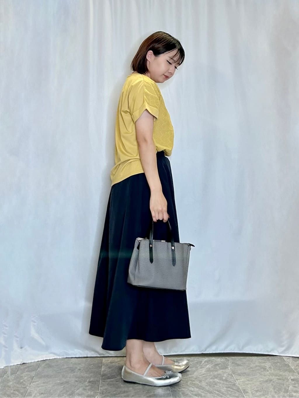 ネリさんの「SHOO･LA･RUE｜インでもアウトでも 上品な甘さの 刺繍レース切替トップス」を使ったコーディネート