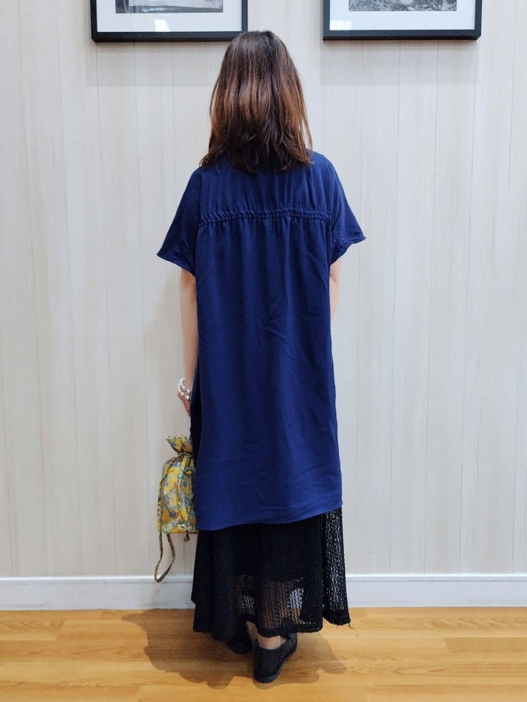 yseさんの「SHOO･LA･RUE｜【S-LL/体型カバー】さらりとしたタッチが心地よい バックギャザーブラウス」を使ったコーディネート