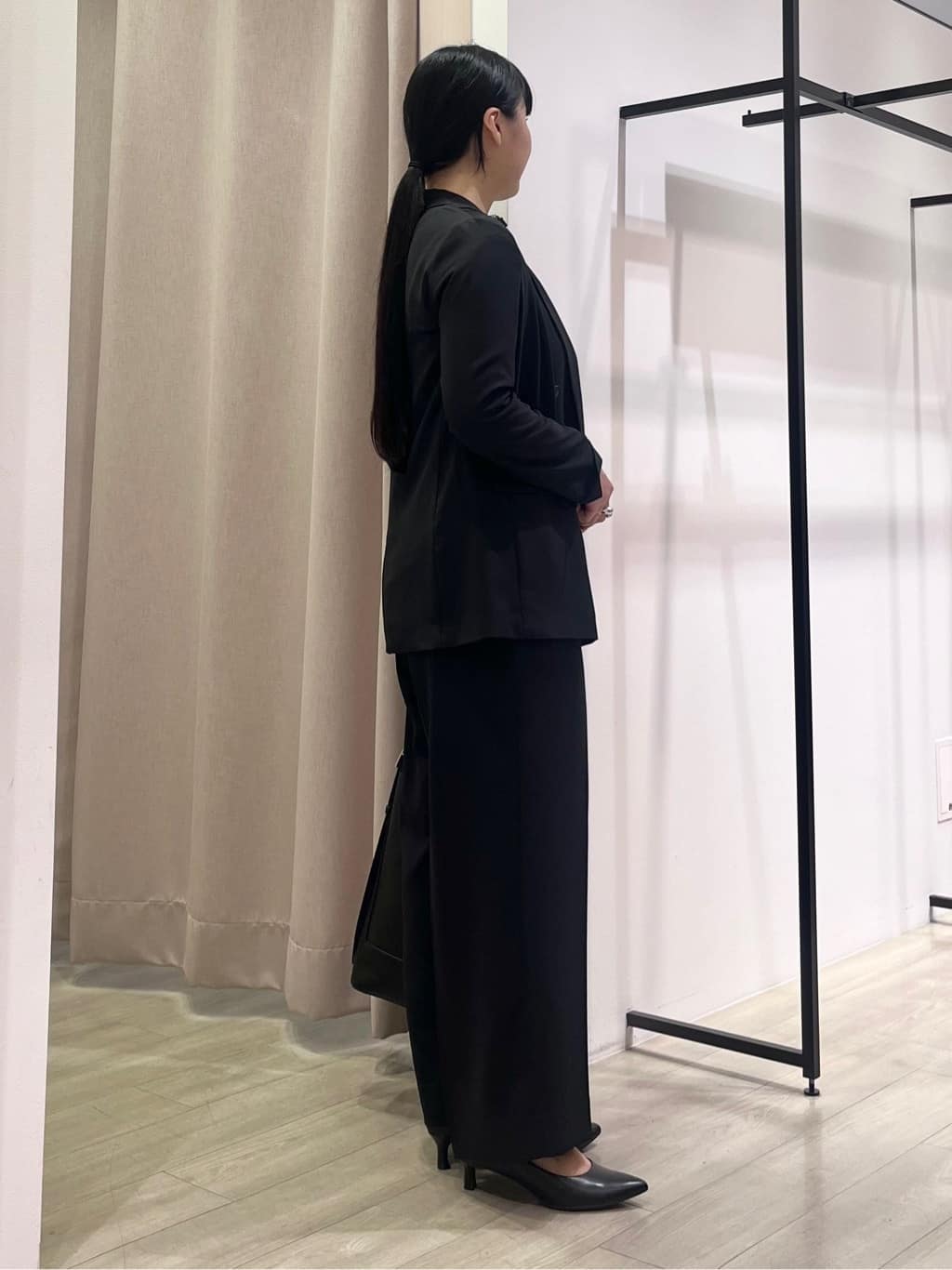 hasuさんの「INDIVI｜【軽く羽織れる！】ダブルジャケット」を使ったコーディネート
