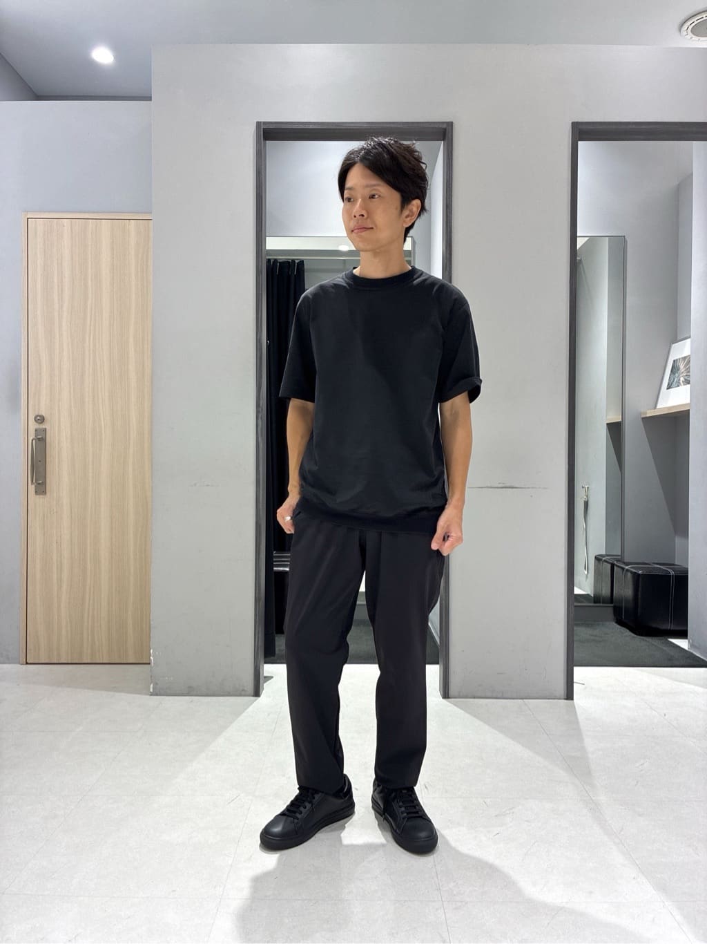 わいずみさんの「TAKEO KIKUCHI｜【COOL CITY WEAR】籠目アート柄 サッカーシャツ /通気性」を使ったコーディネート