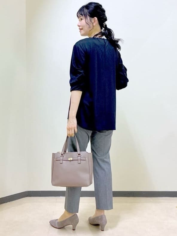  beni_gingerさんの「Reflect｜【すっきり見え！長め丈】ペプラムデザインシアーブラウス」を使ったコーディネート