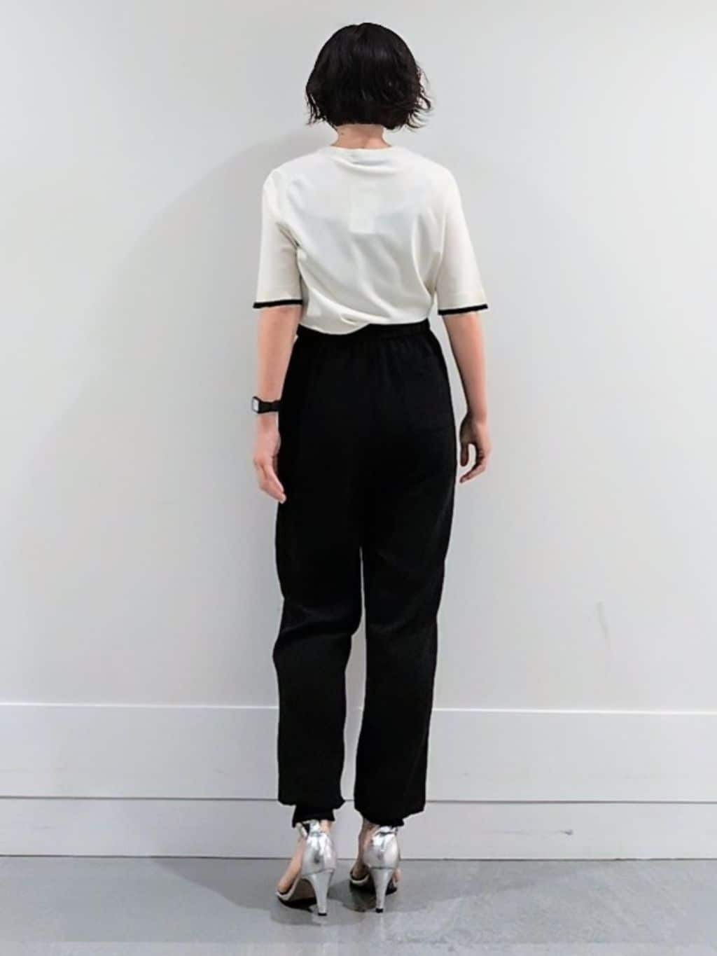 ミズタさんの「UNTITLED｜【アンサンブル可/薄手/洗える】5分袖クルーニット」を使ったコーディネート
