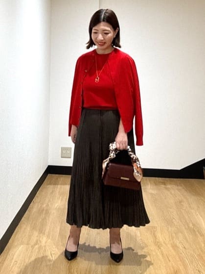 MIKIKOさんの「UNTITLED｜【アンサンブル可/薄手】ベーシッククルーネックカーディガン」を使ったコーディネート