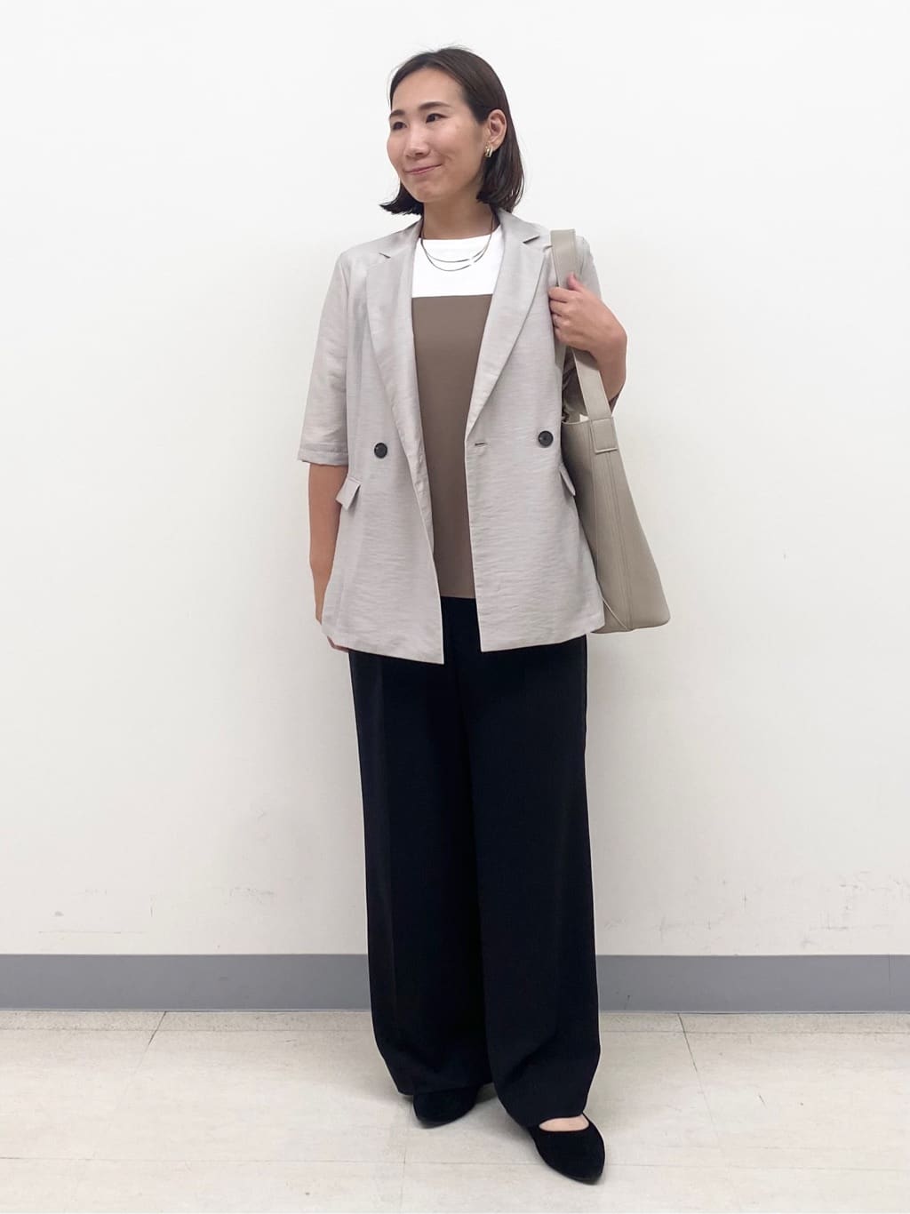 YUKARIさんの「INDIVI｜ライトダブルジャケット」を使ったコーディネート