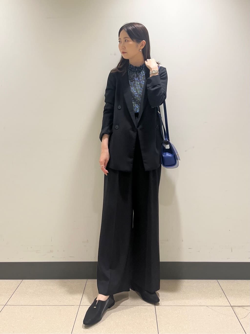 shokoさんの「INDIVI｜【着心地◎！】タックワイドパンツ」を使ったコーディネート