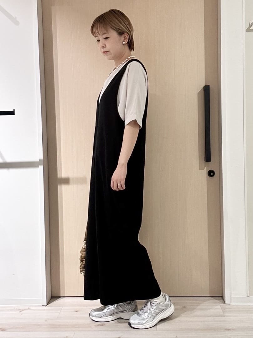 ひらしーさんの「SHOO･LA･RUE｜【洗濯後しわになりにくい】さらっとタッチの 5分袖ドルマンブラウス」を使ったコーディネート