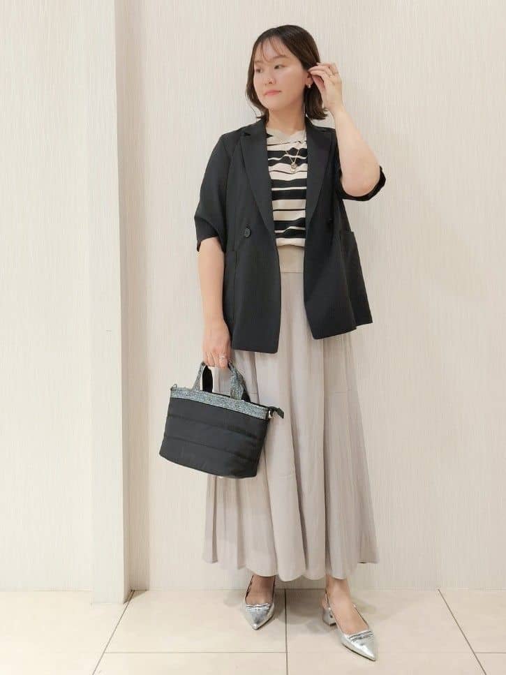 naokoさんの「UNTITLED｜【洗える/前後2WAY】ネックプルオーバーニット」を使ったコーディネート