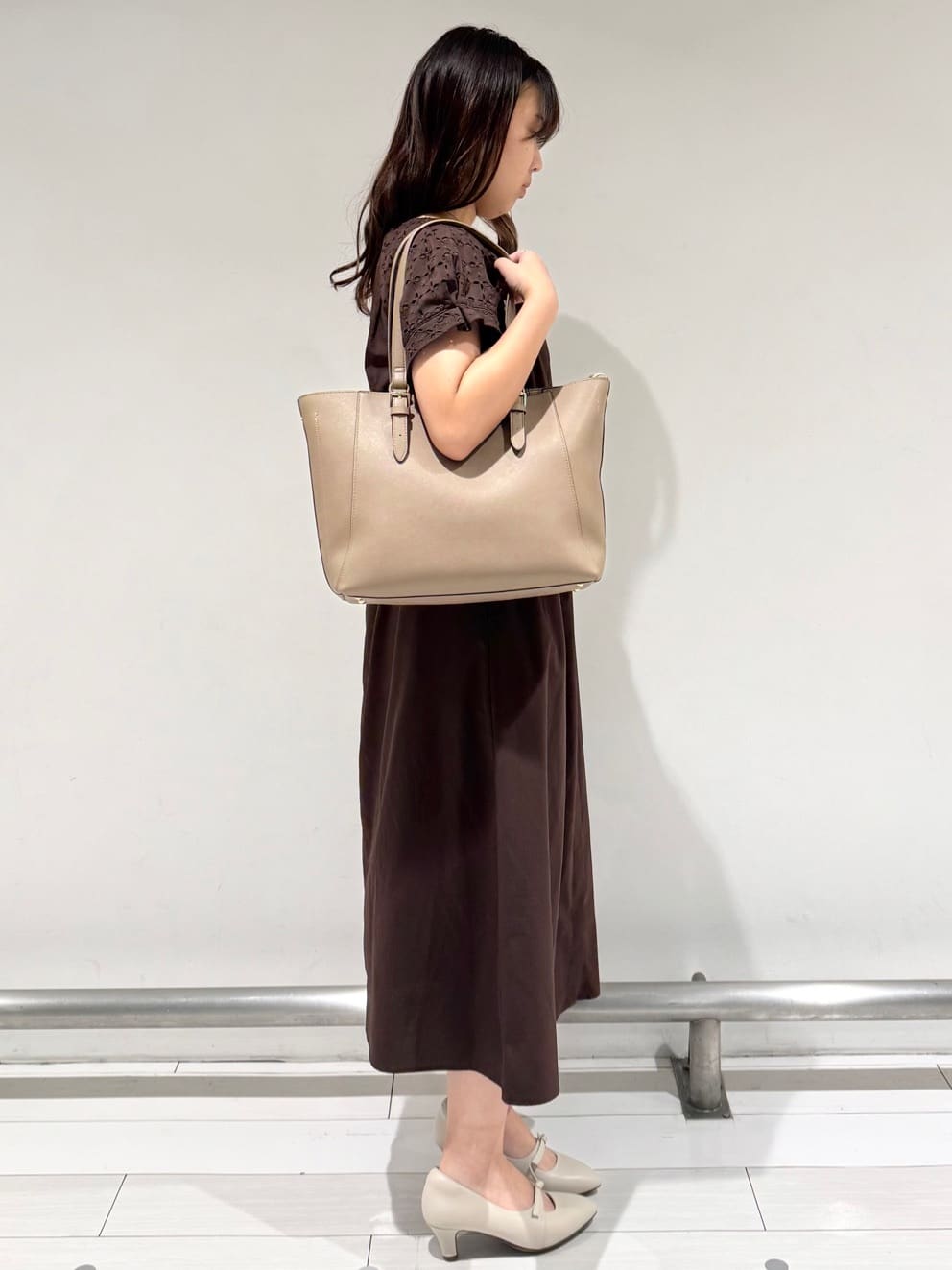 Azusaさんの「Reflect｜カットワークレーススリーブワンピース」を使ったコーディネート