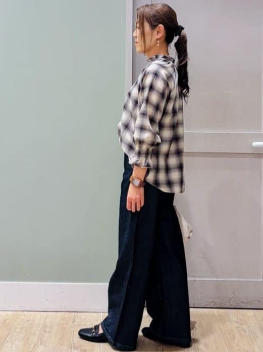 Komi☆さんの「grove｜【SOMETHING&times;grove別注】LISAWIDE DENIM PANTS」を使ったコーディネート
