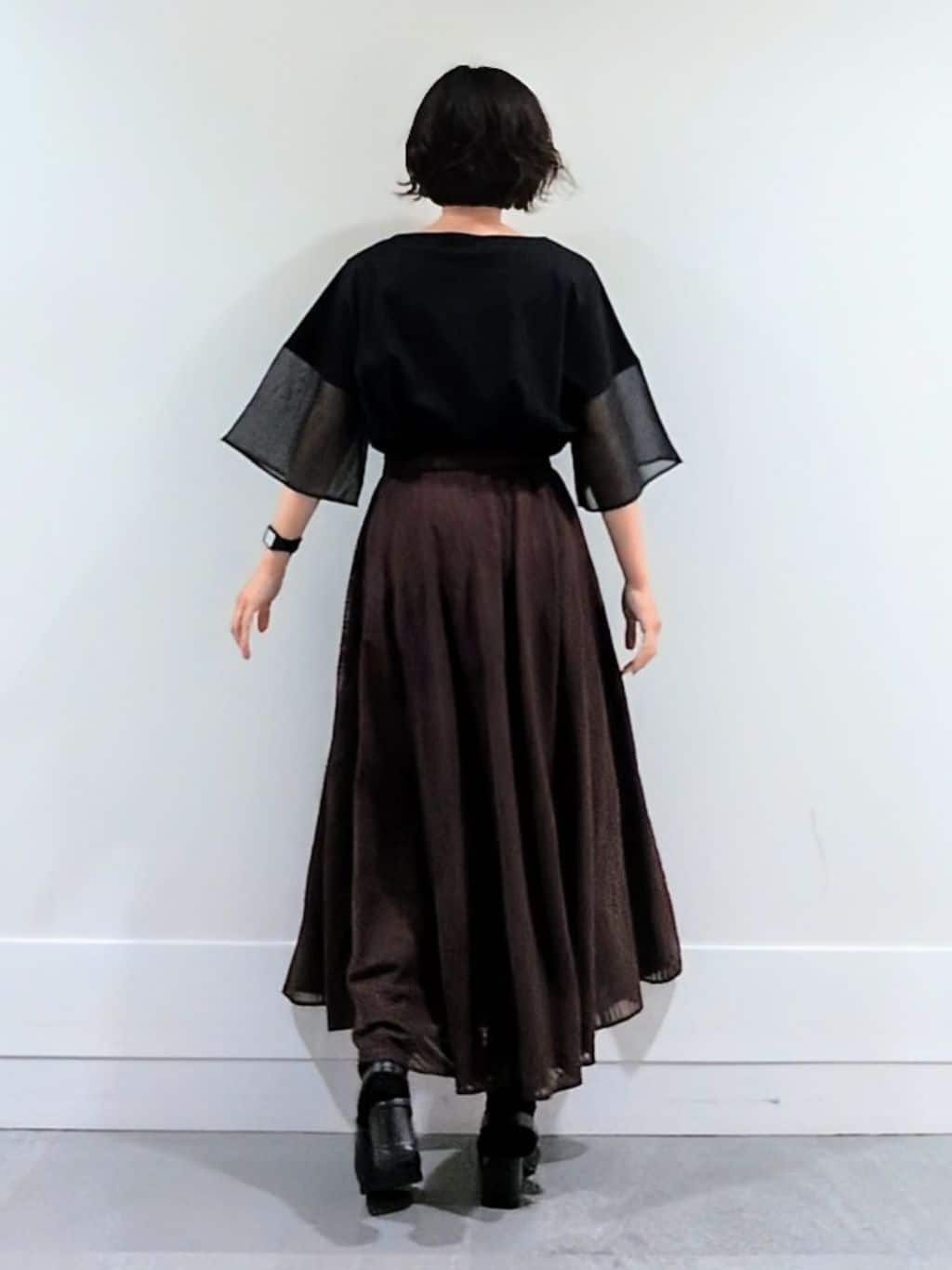 ミズタさんの「UNTITLED｜【洗える/五分袖】シアースリーブ プルオーバー」を使ったコーディネート