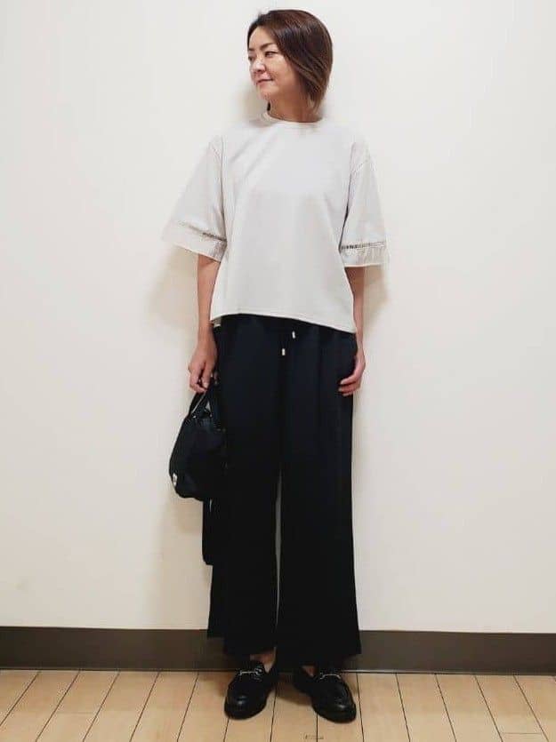 yuuさんの「Reflect｜【E‐QUALITY／体型カバー】シアー&times;レースデザインプルオーバー」を使ったコーディネート