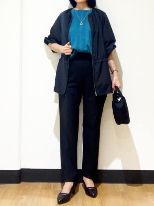 フクさんの「Reflect｜【パンツにもスカートにも合わせやすい◎】ライティブルゾン」を使ったコーディネート