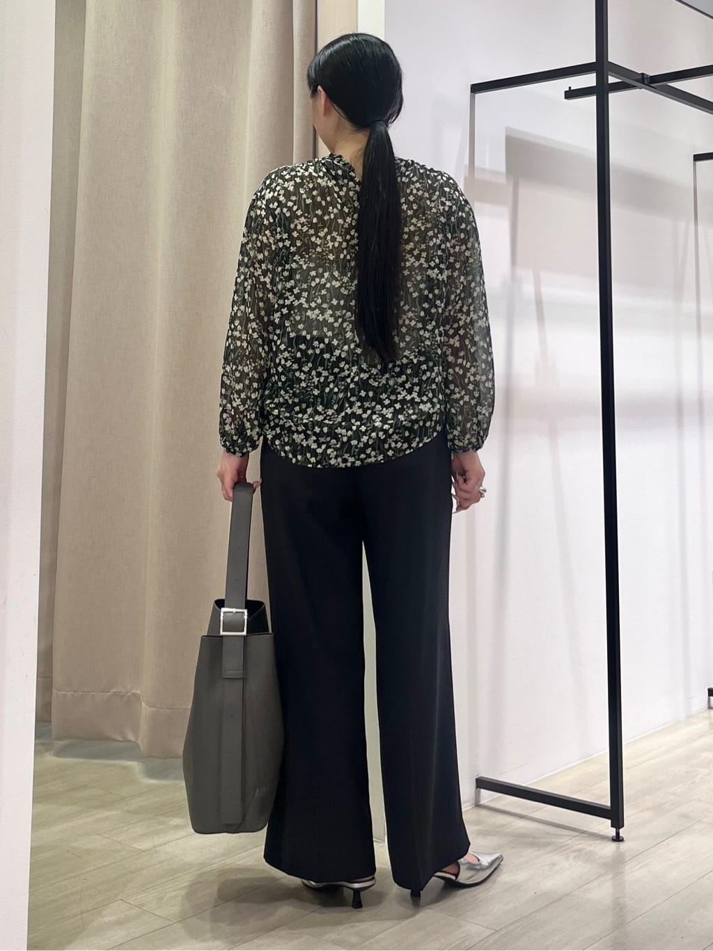 hasuさんの「INDIVI｜【軽く羽織れる！】ダブルジャケット」を使ったコーディネート