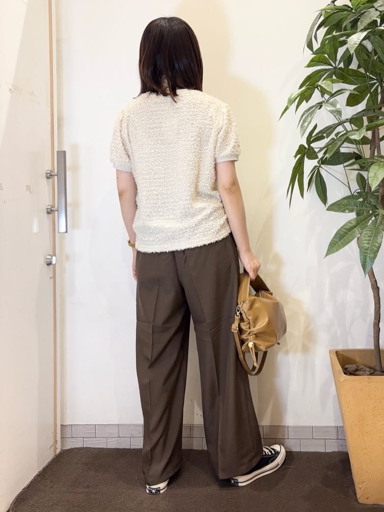 宗形さんの「SHOO･LA･RUE｜【S-LL】大人も着やすい愛らしさ リボンヤーン半袖トップス」を使ったコーディネート