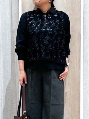 naoさんの「grove｜リーフ刺繍スパンコールベスト＆ブラウスセット」を使ったコーディネート