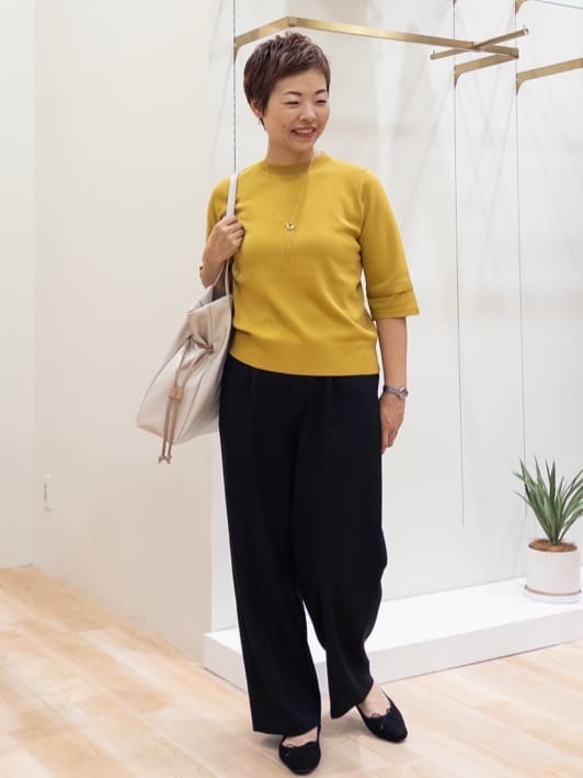 シュウコさんの「grove｜【ひんやり多機能】やわらかドライタッチ 袖口シアードッキングプルオーバー」を使ったコーディネート