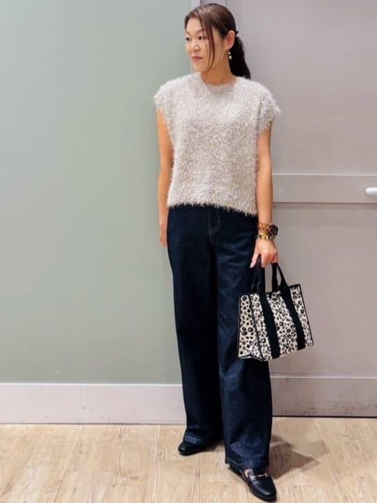 Komi☆さんの「grove｜【SOMETHING&times;grove別注】LISAWIDE DENIM PANTS」を使ったコーディネート