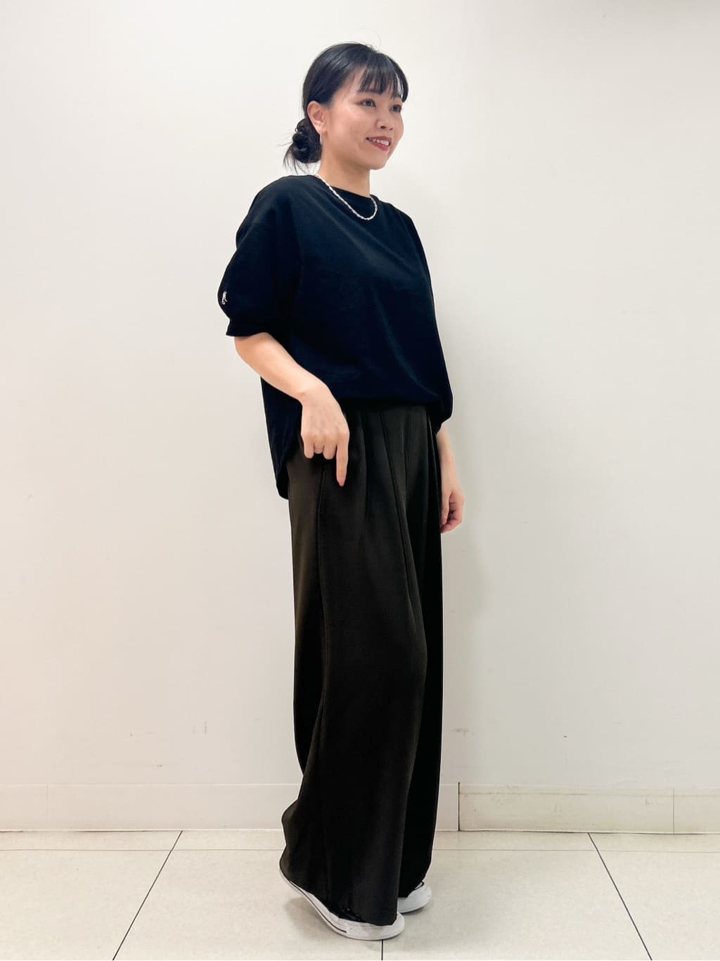 Kaiさんの「Dessin｜【360度可愛い/前後2WAY/洗える】ライトコットンヘンリーカットソー」を使ったコーディネート