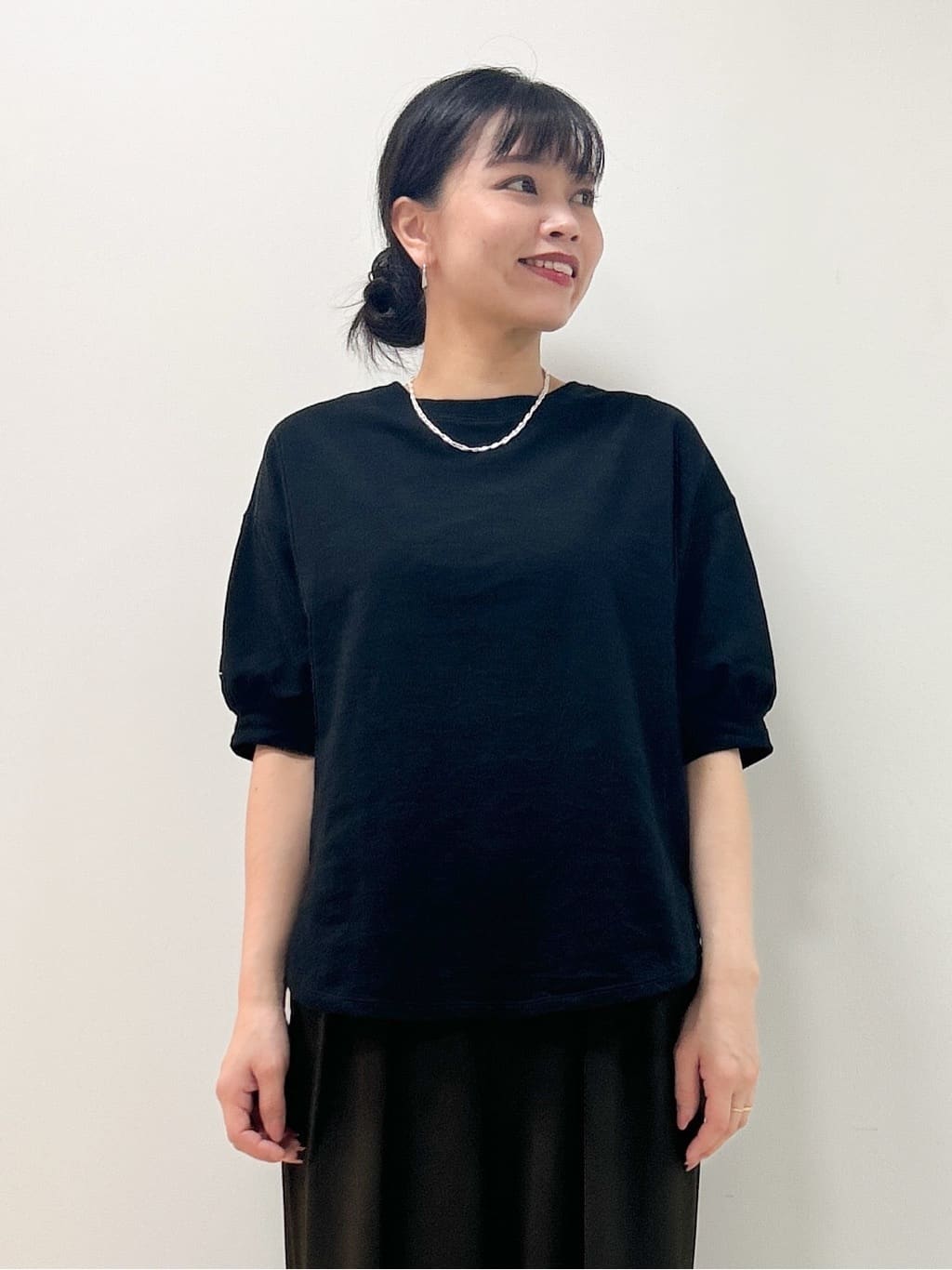 Kaiさんの「Dessin｜【360度可愛い/前後2WAY/洗える】ライトコットンヘンリーカットソー」を使ったコーディネート