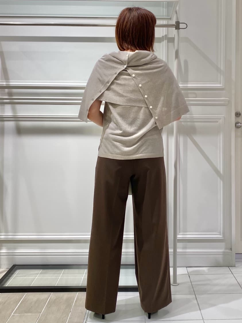 AKKOさんの「UNTITLED｜【アンサンブル可/洗える】シアーノースリーブ プルオーバー」を使ったコーディネート
