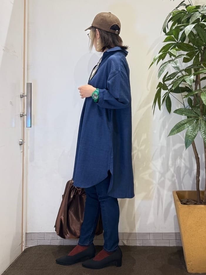 misakiさんの「SHOO･LA･RUE｜【S-LL/体型カバー】さらっとしたタッチが魅力 デニムライクチュニック」を使ったコーディネート