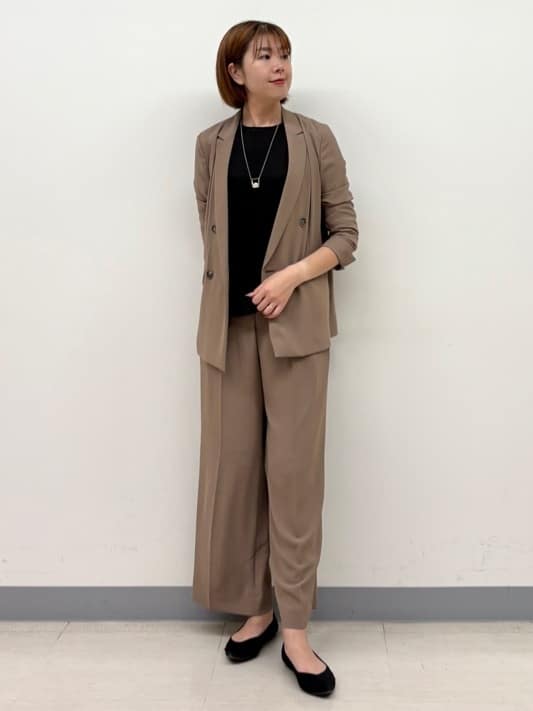 まいこさんの「INDIVI｜【軽く羽織れる！】ダブルジャケット」を使ったコーディネート