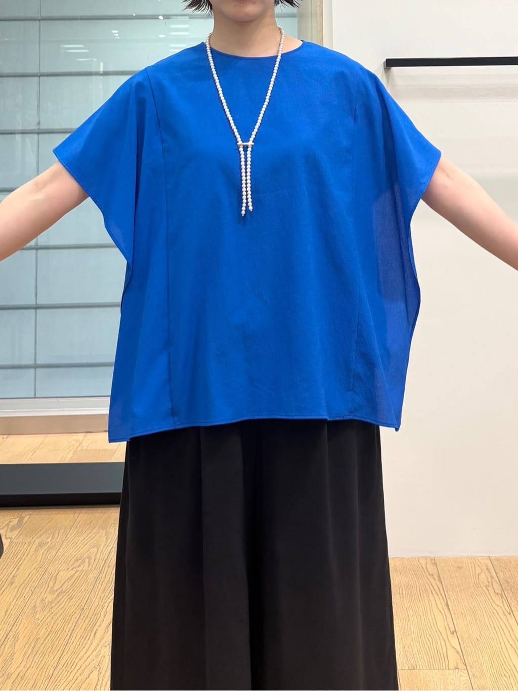 asamiさんの「INDIVI｜【体型カバー】スクエアブラウス」を使ったコーディネート