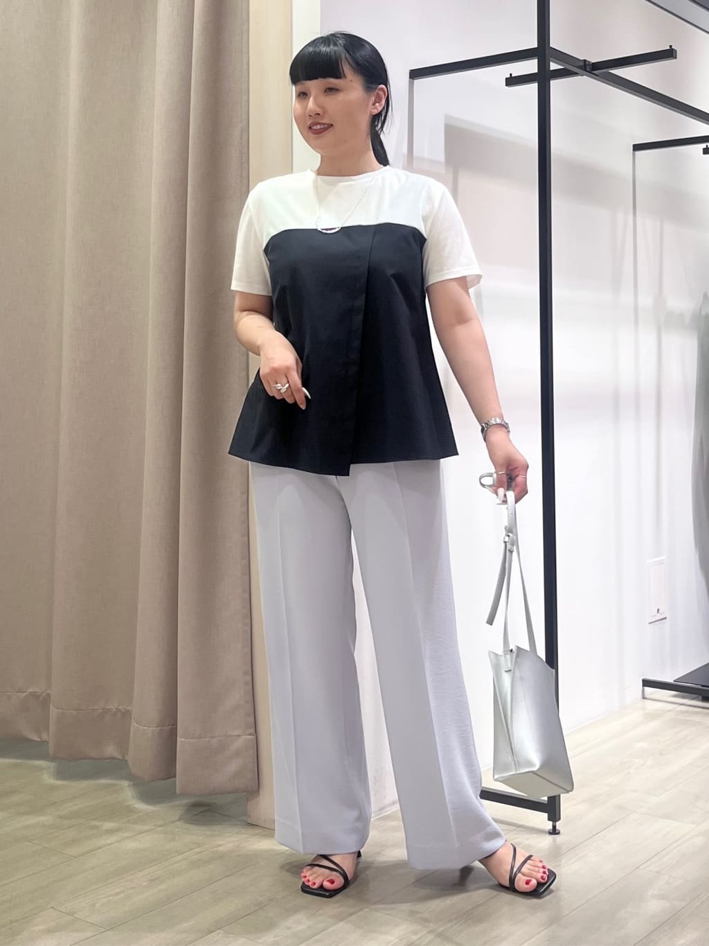 hasuさんの「INDIVI｜【洗える】ビスチェレイヤード風トップス」を使ったコーディネート