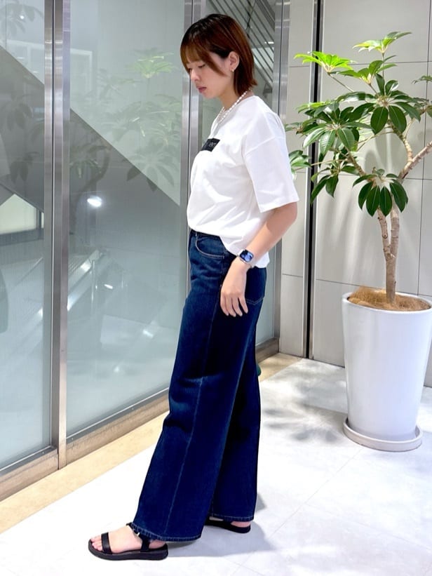yukaさんの「UNTITLED｜【グレー/ブルー/ジーンズ】ソフトワイドデニムパンツ」を使ったコーディネート