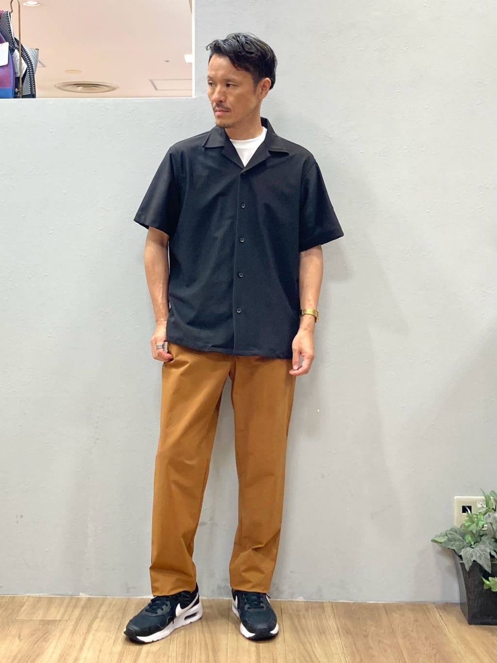 シュンさんの「TAKEO KIKUCHI｜【COOL CITY WEAR】エアートール オープンカラーシャツ /接触冷感・通気性」を使ったコーディネート