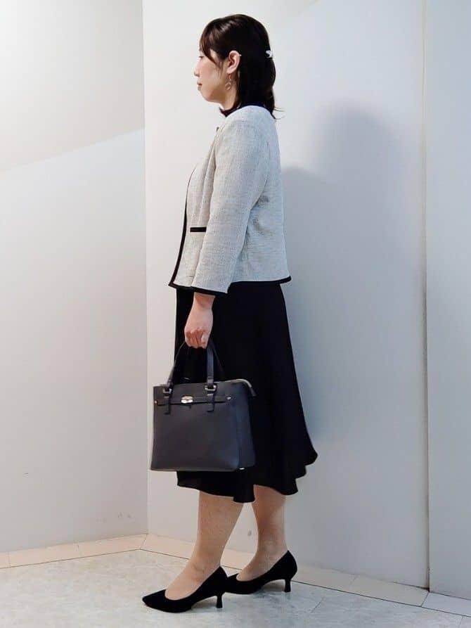 エリさんの「Reflect｜【吸水速乾／防しわ】シルキープリーツワンピース」を使ったコーディネート