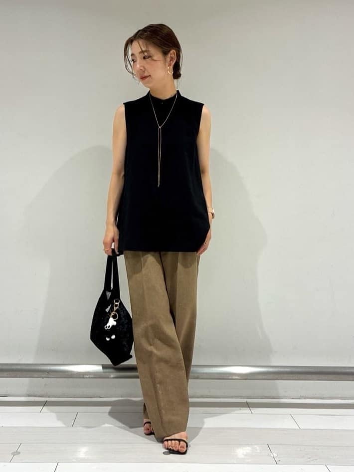 Rinさんの「UNTITLED｜【UV/はっ水/セットアップ可】リラククールパンツ」を使ったコーディネート