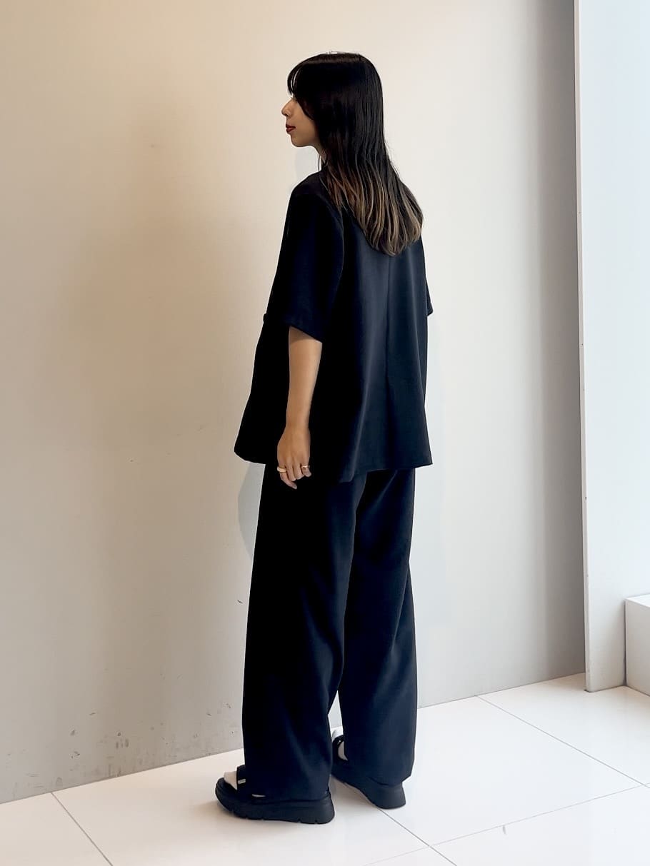 cotaniさんの「grove｜軽やかに羽織れて、きちんと見え ハーフスリーブテーラードジャケット」を使ったコーディネート