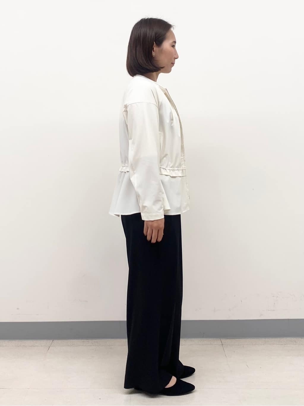 YUKARIさんの「INDIVI｜【セットアップ可能】ビスチェレイヤード風トップス」を使ったコーディネート