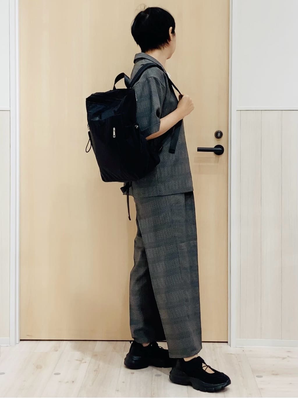 ノンさんの「SHOO･LA･RUE｜【セットアップ可/洗濯後しわになりにくい】5分袖テーラードジャケット」を使ったコーディネート