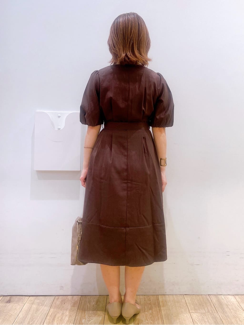 YUKOさんの「index｜タックパフスリーブワンピース【洗濯機洗い可／イージーアイロン】」を使ったコーディネート