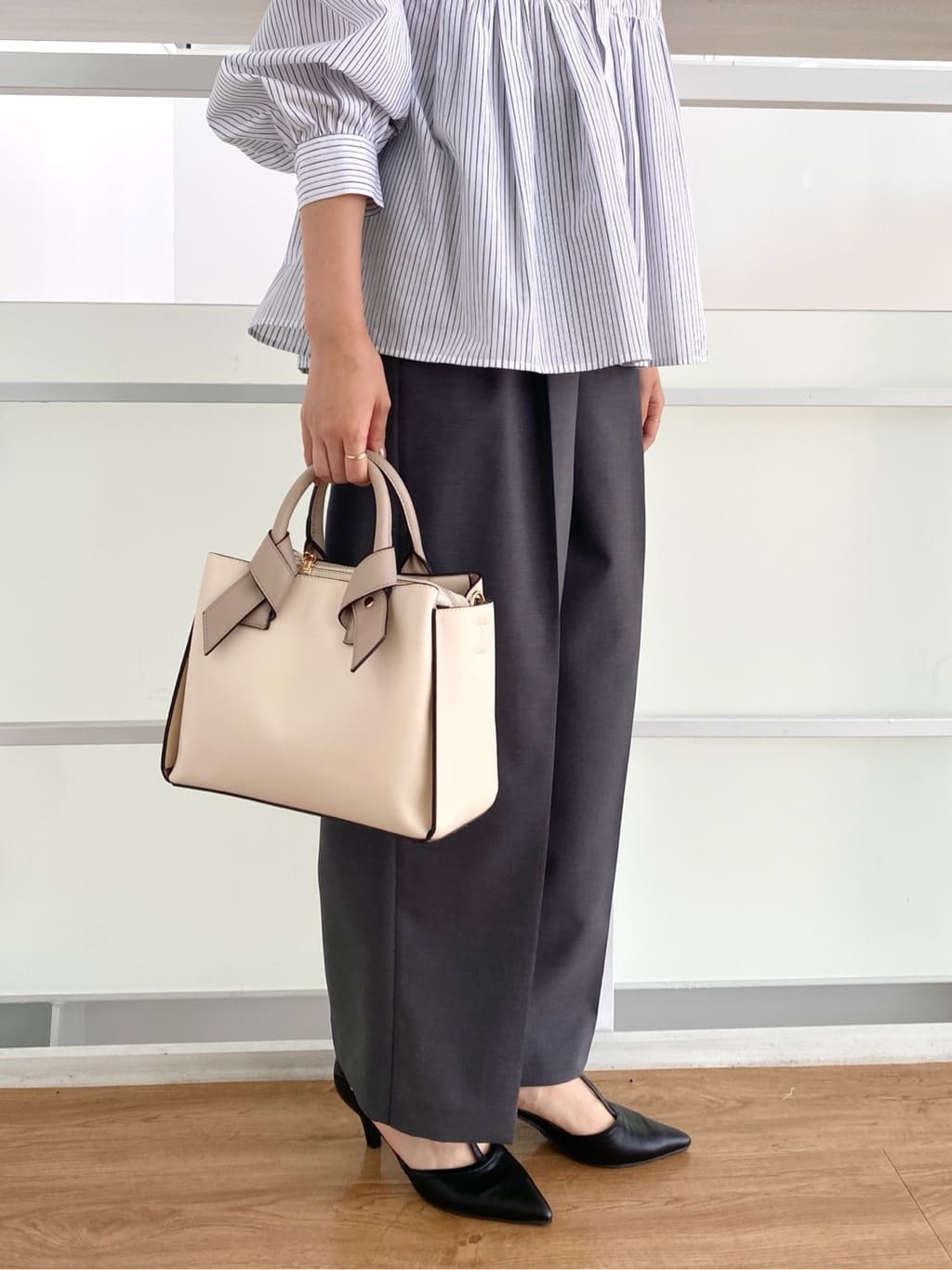 みさかさんの「index｜ストレッチ2タックワイドパンツ【洗濯機洗い可／接触冷感／吸水速乾】」を使ったコーディネート