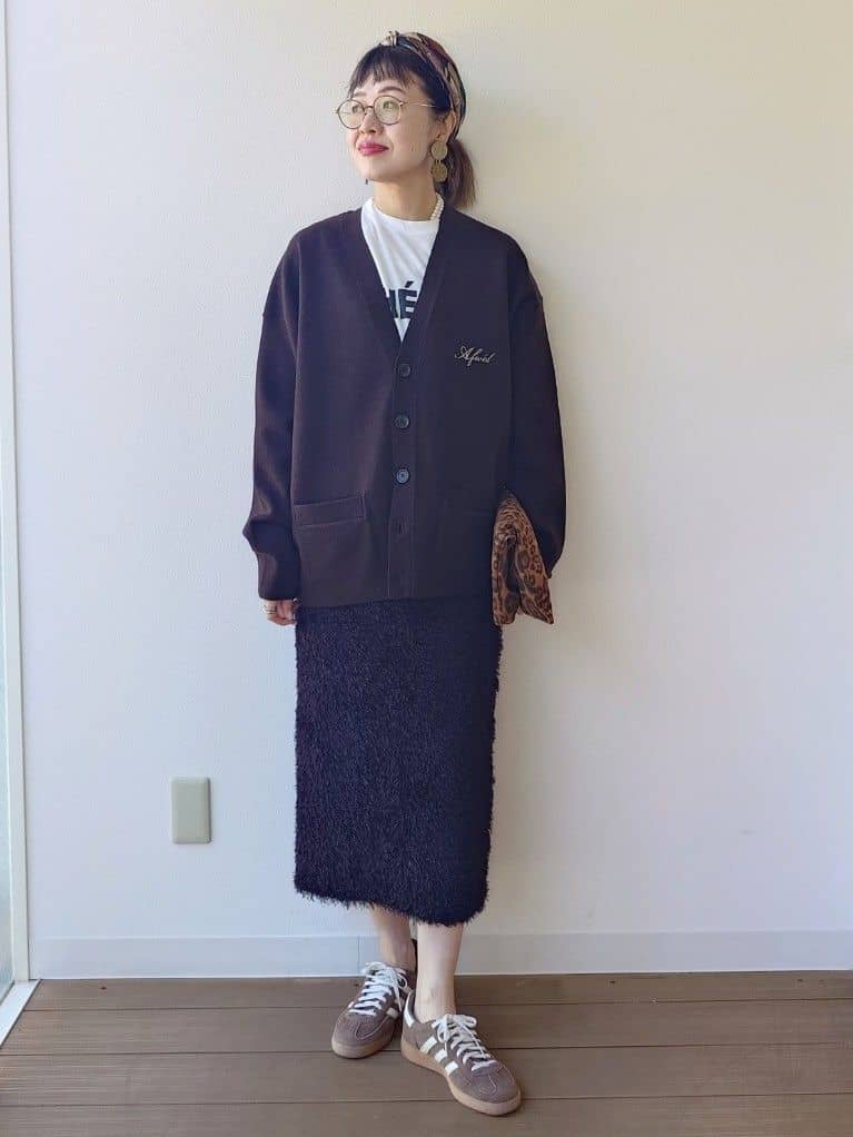 MUTSUKOさんの「UNTITLED｜【CHIGNON】CHERIE シンプルロゴTシャツ」を使ったコーディネート