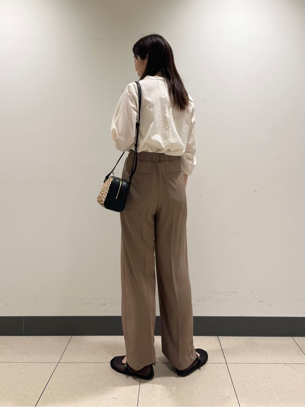 shokoさんの「INDIVI｜【着心地◎！】タックワイドパンツ」を使ったコーディネート