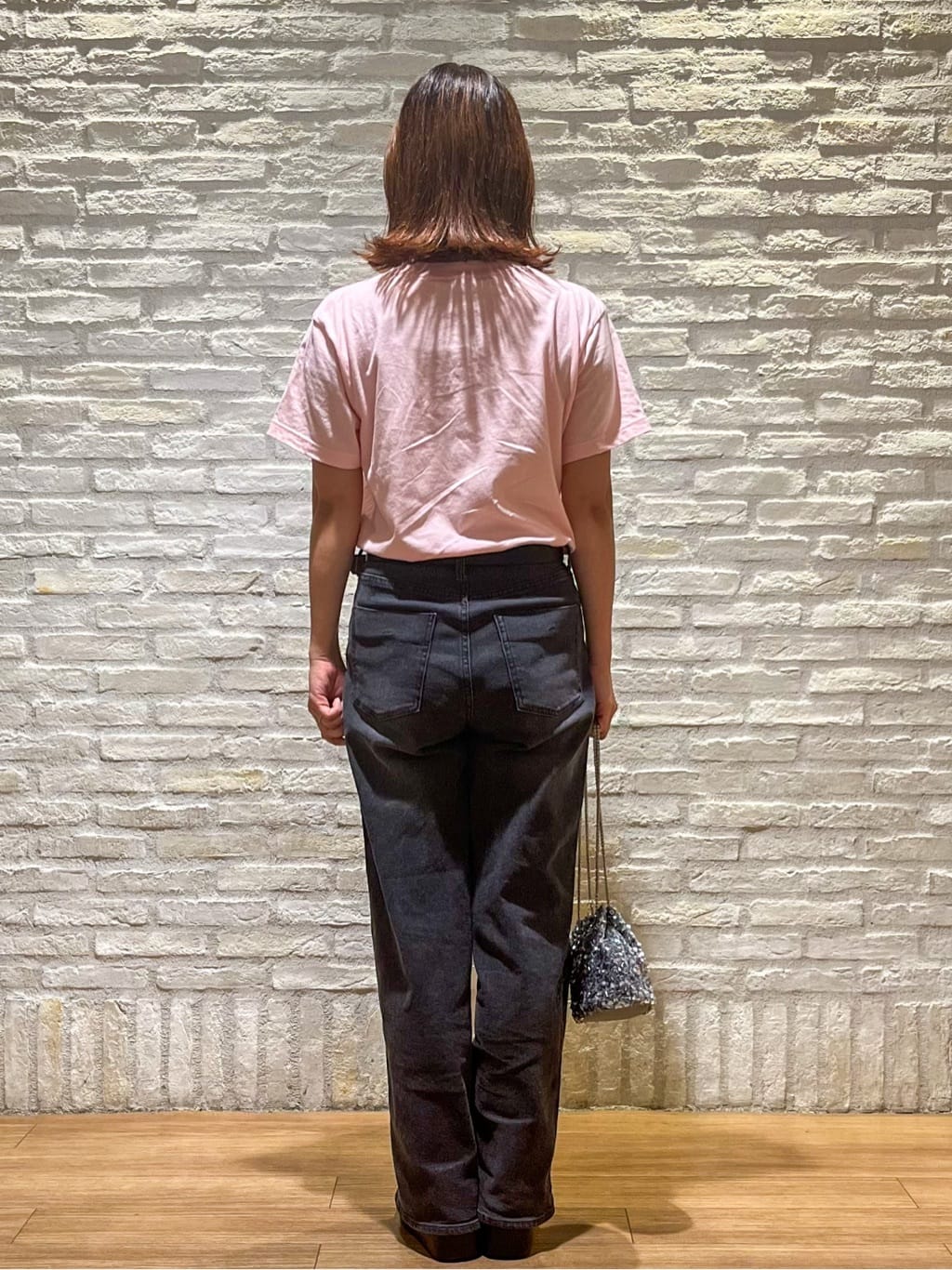 さくらさんの「OPAQUE.CLIP｜ロックTシャツ別注アソート【GREEN DAY／METALLICA／THE BEATLES】」を使ったコーディネート
