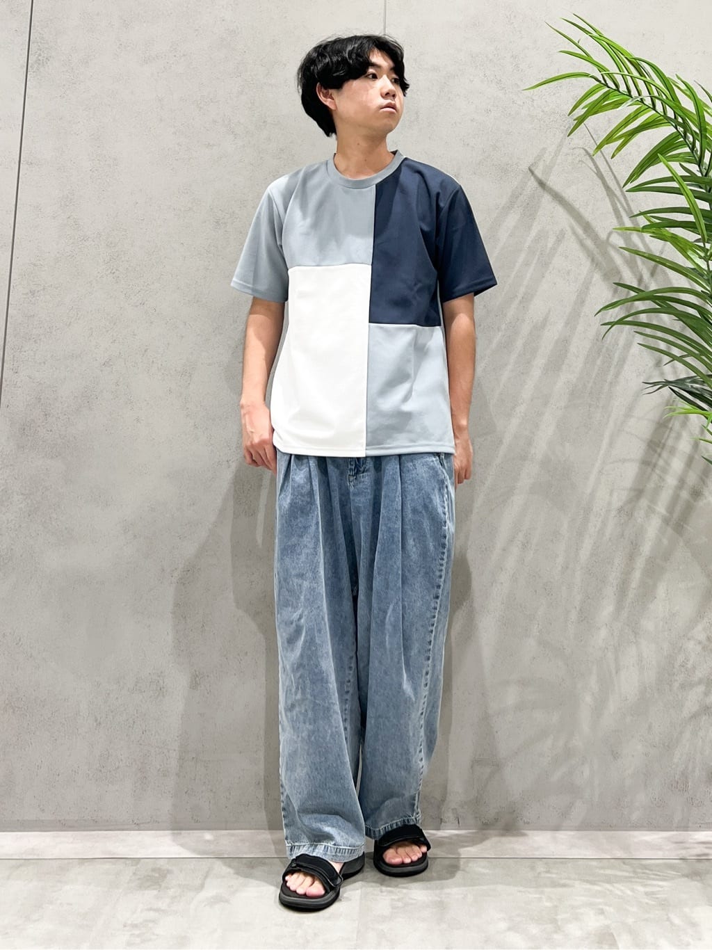 SHI-MAさんの「THE SHOP TK｜ツイルブロッキング 半袖Tシャツ 洗濯機OK」を使ったコーディネート
