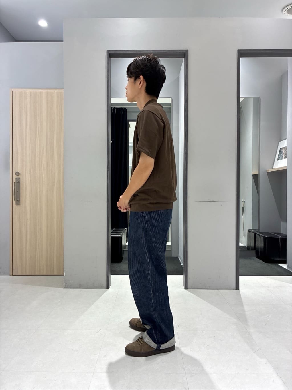 わいずみさんの「TAKEO KIKUCHI｜フルベジタンニンレザー バックパック」を使ったコーディネート