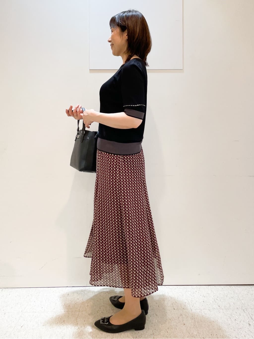 めいさんの「Reflect｜【WEB先行カラーあり／マシンウォッシュ可／ウエスト総ゴム】コツキ幾何柄ロングスカート」を使ったコーディネート