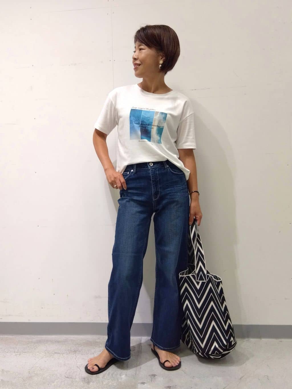 Kさんの「INDIVI｜【褒められデニム】ワイドストレート デニムパンツ」を使ったコーディネート