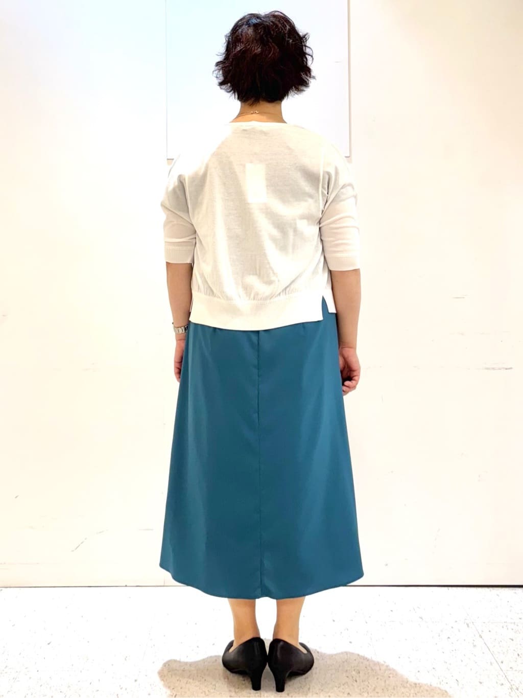 ヤスコさんの「Reflect｜カットワークレーススリーブワンピース」を使ったコーディネート