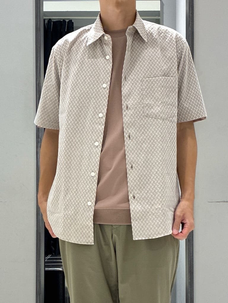 わいずみさんの「TAKEO KIKUCHI｜【COOL CITY WEAR】テーラードTシャツ /接触冷感」を使ったコーディネート