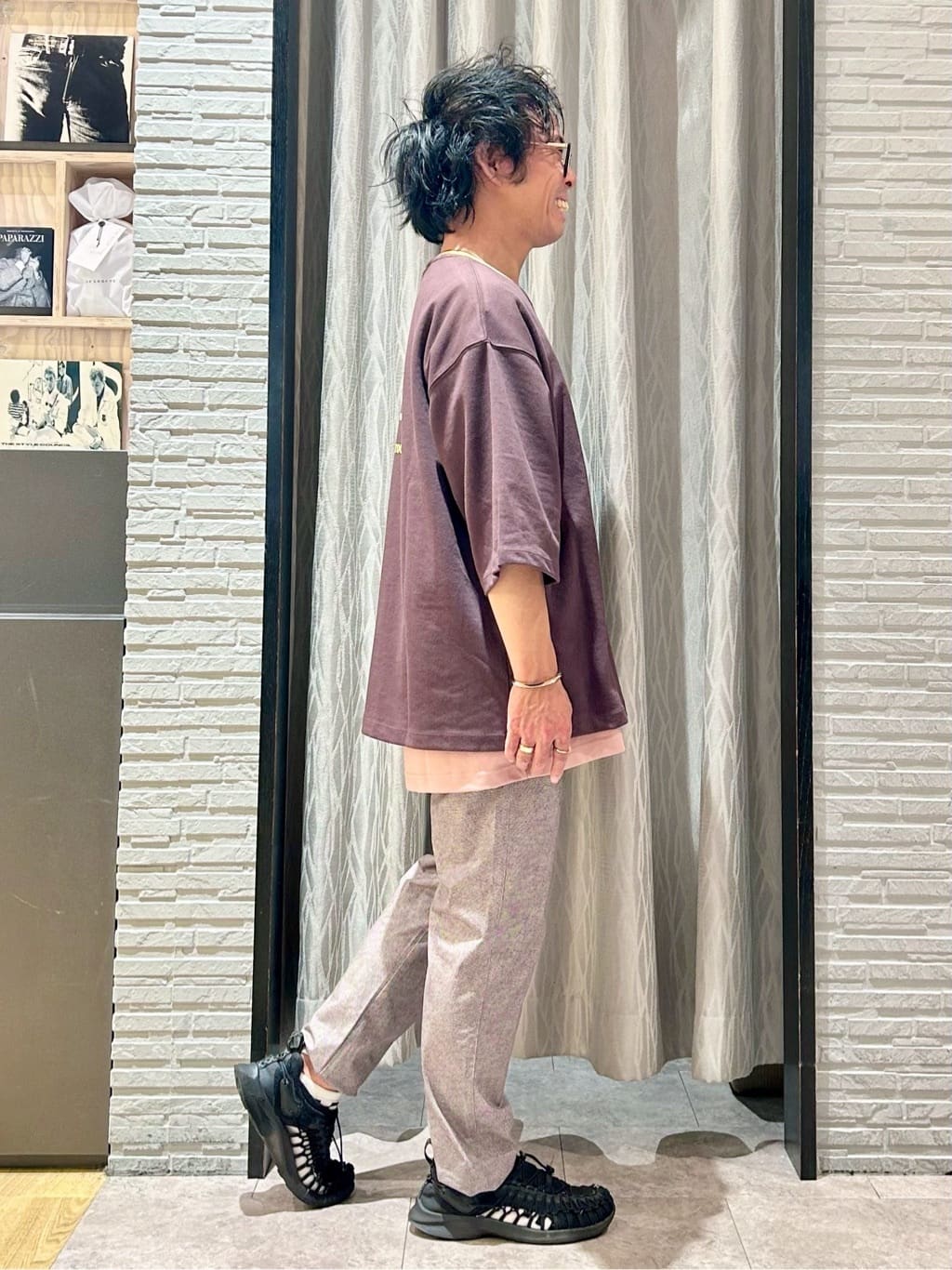 KENJI Iさんの「THE SHOP TK｜スマートムーブメッシュバーズアイイージーパンツ　【軽量/洗濯機OK/セットアップ可】」を使ったコーディネート